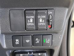 ��ξ¦�ѥ���饤�ɥɥ��ۥ��ޡ��ȥ����䱿ž�ʤΥ����å��Ǹ���ξ¦���饤�ɥɥ��γ��Ĥ���ǽ����ư�������Ϥ�����ƥɥ��򳫤���ɬ�פ�̵���������ʤ����ͤǤ��ñ�˳����Ĥ�Ǥ���Ŭ�Ǥ��� 5