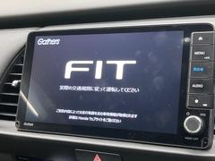 �ڽ��������ʥӡۿ͵��ν����ʥӤ������������ǥ�����ǽ�⽼�¤��Ƥ��ꡢ�£�������������³����Ф������Υ��ޥۤ�ͣУ��ץ쥤�䡼�β��ڤ������ǽ�������α�ž������˳ڤ����ʤ�ޤ����� 3