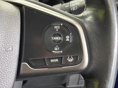 �ڥ����ץƥ��֥��롼������ȥ�����۹�®ƻϩ�Ǥ�Ĺ��Υ���Ԥ��ڤˡ�����ư��®�٤��ݤĥ��롼������ȥ����뤬�����ͷڸ������ƥ��Ϣ�Ȥ��������μ�ξ���Τ��Ƽִ֤��ݤĤ褦��®��Ĵ�ᤷ�Ƥ���ޤ����� 6