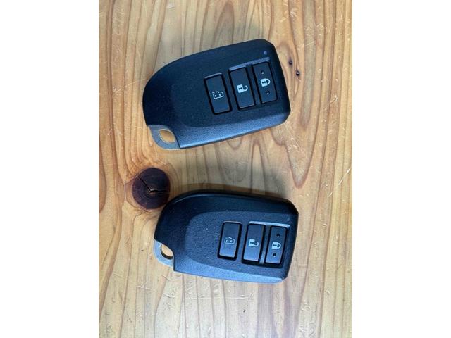 ハイエースワゴン ＧＬ　ナビ　バックカメラ　後席モニター　レーンアシスト　衝突被害軽減システム　電動スライドドア　イージークローザー　オートマチックハイビーム　オートライト　スマートキー　キー連動電動格納ミラー　社外アルミ（31枚目）