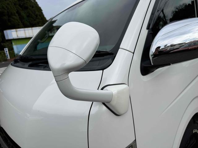 ハイエースワゴン ＧＬ　ナビ　バックカメラ　後席モニター　レーンアシスト　衝突被害軽減システム　電動スライドドア　イージークローザー　オートマチックハイビーム　オートライト　スマートキー　キー連動電動格納ミラー　社外アルミ（46枚目）