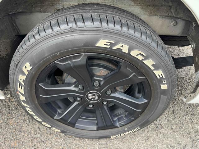 ハイエースワゴン ＧＬ　ナビ　バックカメラ　後席モニター　レーンアシスト　衝突被害軽減システム　電動スライドドア　イージークローザー　オートマチックハイビーム　オートライト　スマートキー　キー連動電動格納ミラー　社外アルミ（52枚目）