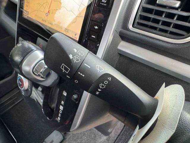 タント カスタムRS トップエディションSAIII バックカメラ 両側電動スライドドア ナビ TV 衝突被害軽減システム オートマチックハイビーム オートライト LEDヘッドランプ スマートキー アイドリングストップ 電動格納ミラー シートヒーター(8枚目)