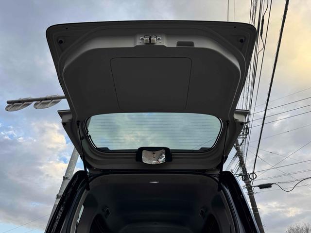 タント カスタムRS トップエディションSAIII バックカメラ 両側電動スライドドア ナビ TV 衝突被害軽減システム オートマチックハイビーム オートライト LEDヘッドランプ スマートキー アイドリングストップ 電動格納ミラー シートヒーター(21枚目)