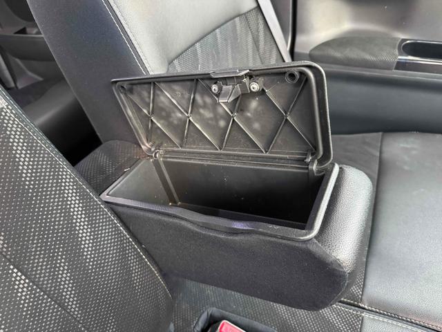 タント カスタムRS トップエディションSAIII バックカメラ 両側電動スライドドア ナビ TV 衝突被害軽減システム オートマチックハイビーム オートライト LEDヘッドランプ スマートキー アイドリングストップ 電動格納ミラー シートヒーター(27枚目)