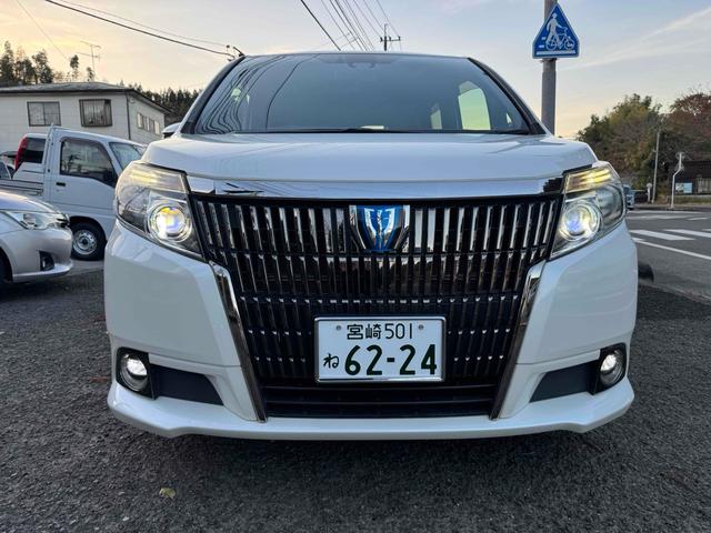 TOYOTA ESQUIRE HYBRID GI BLACK TAILORED