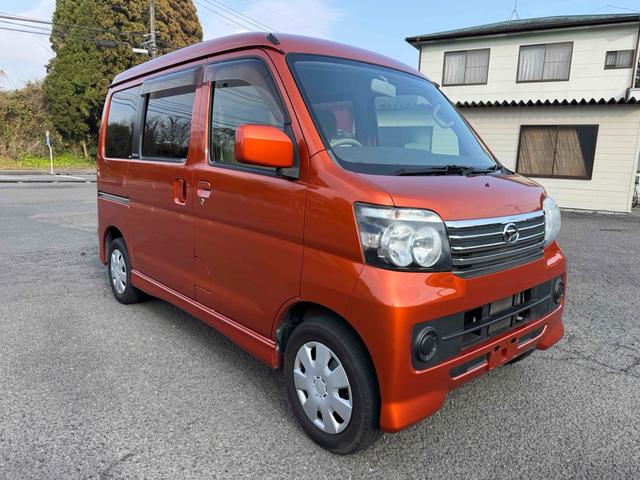 アトレーワゴン カスタムターボＲ　両側スライドドア　キーレスエントリー　ＡＴ　盗難防止システム　ＡＢＳ　ＣＤ　衝突安全ボディ　エアコン　パワーステアリング　パワーウィンドウ（13枚目）