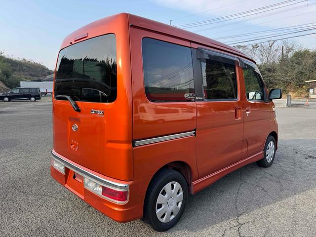 アトレーワゴン カスタムターボＲ　両側スライドドア　キーレスエントリー　ＡＴ　盗難防止システム　ＡＢＳ　ＣＤ　衝突安全ボディ　エアコン　パワーステアリング　パワーウィンドウ（15枚目）