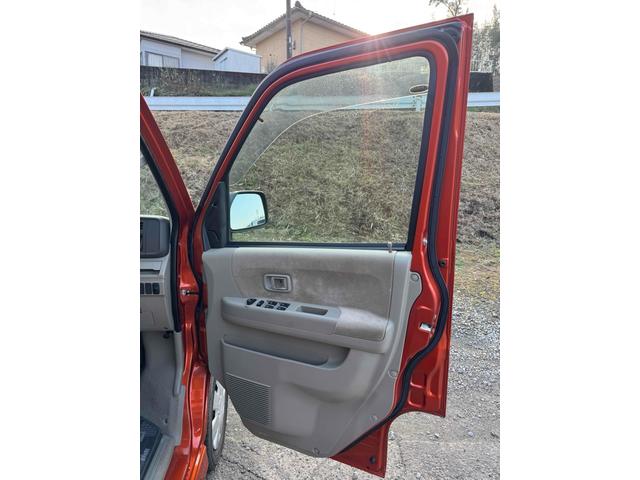 アトレーワゴン カスタムターボＲ　両側スライドドア　キーレスエントリー　ＡＴ　盗難防止システム　ＡＢＳ　ＣＤ　衝突安全ボディ　エアコン　パワーステアリング　パワーウィンドウ（26枚目）