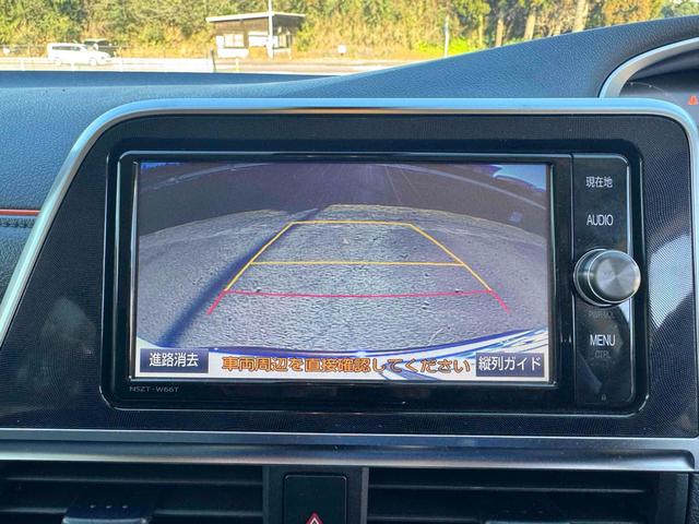 シエンタ ハイブリッドＧ　バックカメラ　ナビ　レーンアシスト　衝突被害軽減システム　両側電動スライドドア　オートマチックハイビーム　オートライト　スマートキー　シートヒーター　３列シート　ＣＶＴ　アルミホイール　記録簿（4枚目）