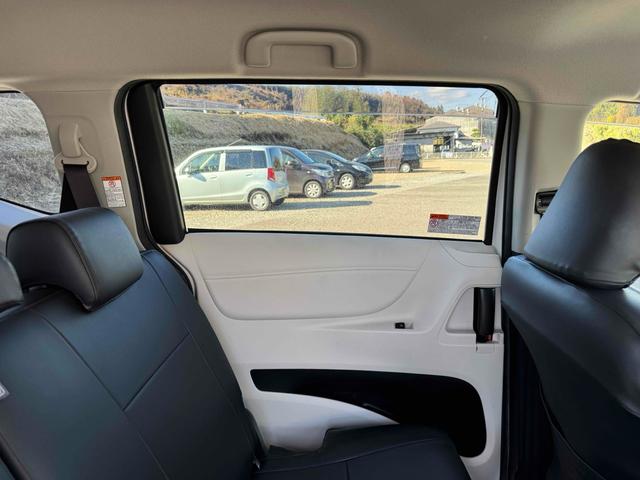 シエンタ ハイブリッドＧ　バックカメラ　ナビ　レーンアシスト　衝突被害軽減システム　両側電動スライドドア　オートマチックハイビーム　オートライト　スマートキー　シートヒーター　３列シート　ＣＶＴ　アルミホイール　記録簿（55枚目）