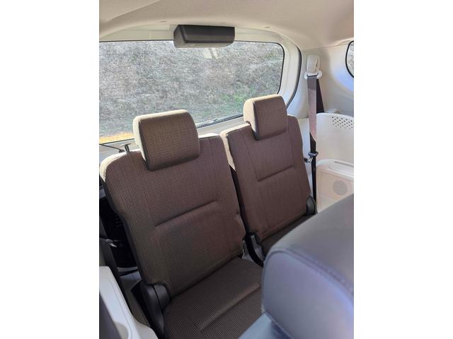 シエンタ ハイブリッドＧ　バックカメラ　ナビ　レーンアシスト　衝突被害軽減システム　両側電動スライドドア　オートマチックハイビーム　オートライト　スマートキー　シートヒーター　３列シート　ＣＶＴ　アルミホイール　記録簿（57枚目）