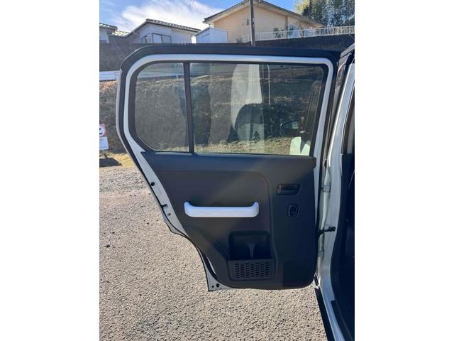 ハスラー Ｇ　ドライブレコーダー　ＥＴＣ　バックカメラ　ナビ　衝突被害軽減システム　スマートキー　アイドリングストップ　シートヒーター　ベンチシート　ＣＶＴ　盗難防止システム　ＡＢＳ　ＥＳＣ　Ｂｌｕｅｔｏｏｔｈ（52枚目）