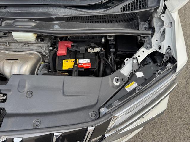 �G���W�����ɖ�肠��܂���B�������K�v�ȏ��Օi�͔[�Ԏ��Ɍ������܂��B�o�b�e���[�����ς݂ł��B