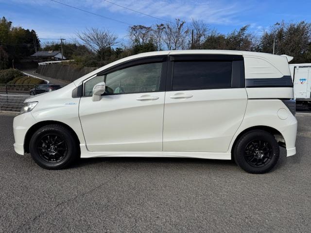 �O���́A�ڗ����A���݂Ȃ��ǍD�ł��B���Ў��Ԃ����m�F���������I�I���܂Ȃ�A������T�Ƃ��܂��āA�R���e�b�N�̑O��Q�J�����̃h�����R�����t�������Ă��������܂��I