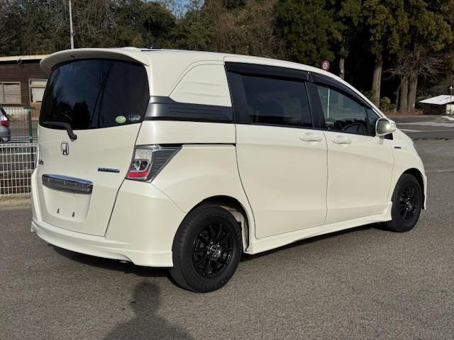 �O���́A�ڗ����A���݂Ȃ��ǍD�ł��B���Ў��Ԃ����m�F���������I�I���܂Ȃ�A������T�Ƃ��܂��āA�R���e�b�N�̑O��Q�J�����̃h�����R�����t�������Ă��������܂��I