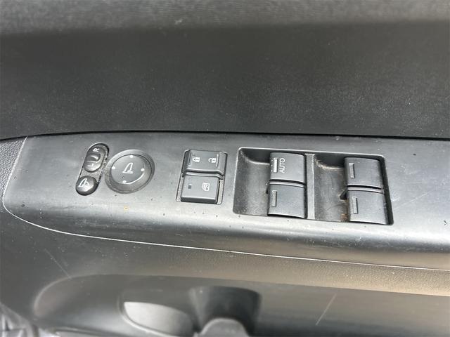 N-BOX G SSパッケージ ETC バックカメラ 両側電動スライドドア ナビ TV オートライト スマートキー アイドリングストップ 電動格納ミラー ベンチシート CVT 盗難防止システム ABS ESC CD DVD再生(21枚目)