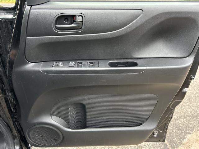 N-BOX G SSパッケージ ETC バックカメラ 両側電動スライドドア ナビ TV オートライト スマートキー アイドリングストップ 電動格納ミラー ベンチシート CVT 盗難防止システム ABS ESC CD DVD再生(37枚目)