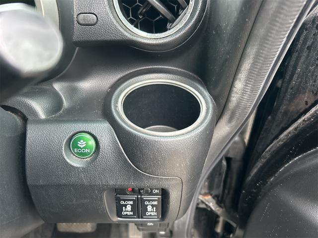 N-BOX G SSパッケージ ETC バックカメラ 両側電動スライドドア ナビ TV オートライト スマートキー アイドリングストップ 電動格納ミラー ベンチシート CVT 盗難防止システム ABS ESC CD DVD再生(50枚目)