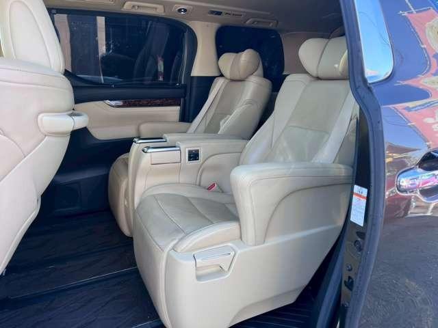 ���X�͂Q�������m�ݐЁA���ЍH�ꊮ���ł��B