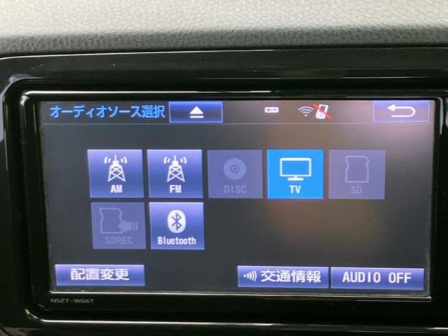 ヴィッツ Ｆ　新品タイヤ／保証書／純正　ＳＤナビ／トヨタセーフティセンス／車線逸脱防止支援システム／ドライブレコーダー　純正／Ｂｌｕｅｔｏｏｔｈ接続／ＥＴＣ／ＥＢＤ付ＡＢＳ／横滑り防止装置／バックモニター　ドラレコ（10枚目）