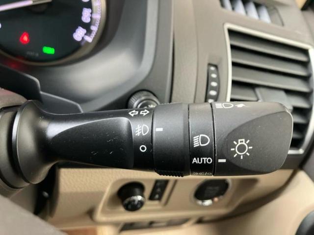 ランドクルーザープラド ４ＷＤ　ＴＸ　Ｌパッケージ　サンルーフ／保証書／純正　ＳＤナビ／シートヒーター／シート　フルレザー／ヘッドランプ　ＬＥＤ／ＥＴＣ／ＥＢＤ付ＡＢＳ／横滑り防止装置／フルセグＴＶ／エアバッグ　運転席／エアバッグ　助手席　革シート（17枚目）
