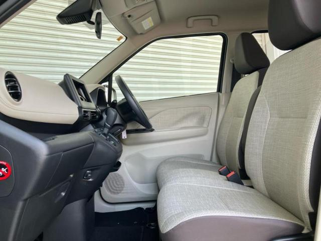 デイズ Ｓ　エマージェンシーブレーキ／ＥＢＤ付ＡＢＳ／アイドリングストップ／禁煙車／エアバッグ　運転席／エアバッグ　助手席／パワーウインドウ／キーレスエントリー／パワーステアリング／オートライト　レンタカーアップ（7枚目）