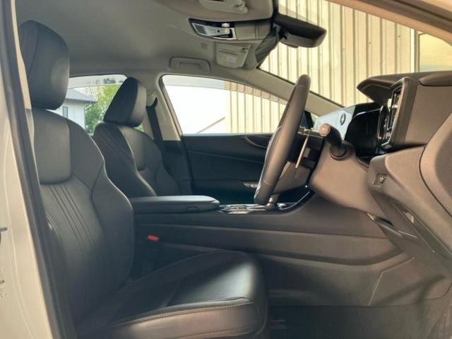 ＮＸ ＮＸ２５０　保証書／ディスプレイオーディオ＋ナビ１４インチ／プリクラッシュセーフティ／車線逸脱防止支援システム／シート　合皮／電動バックドア／ヘッドランプ　ＬＥＤ／Ｂｌｕｅｔｏｏｔｈ接続／ＥＴＣ　バックカメラ（5枚目）
