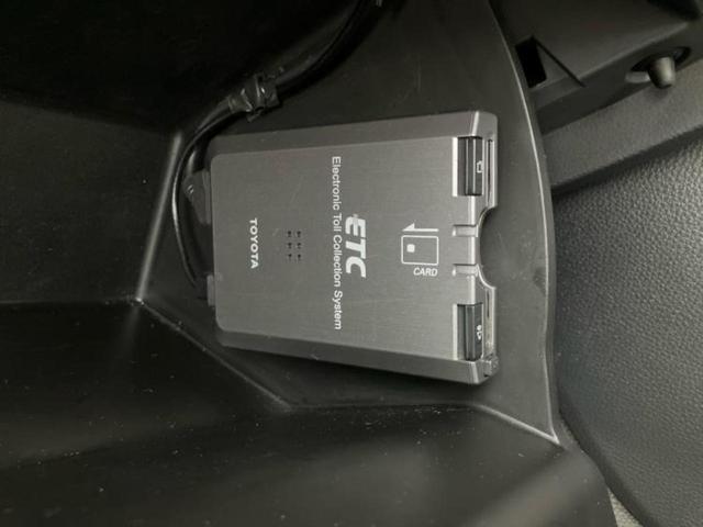 ＲＡＶ４ ４ＷＤアドベンチャー　新品タイヤ／保証書／ディスプレイオーディオ９インチ／トヨタセーフティセンス／車線逸脱防止支援システム／シート　フルレザー／パーキングアシスト　バックガイド／ドライブレコーダー　前後　革シート　４ＷＤ（16枚目）