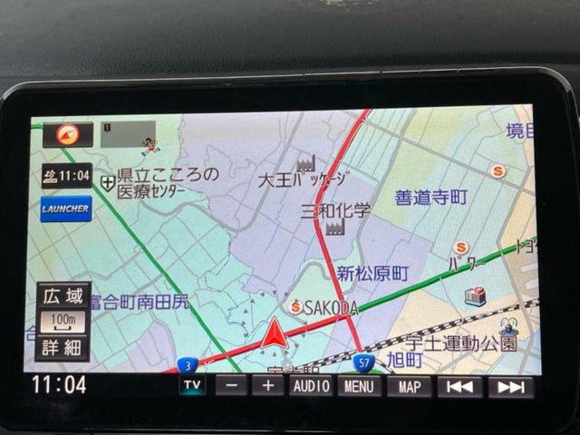 ヴェゼル Ｘ・ホンダセンシング　新品タイヤ／保証書／社外　９インチ　ＳＤナビ／ヘッドランプ　ＬＥＤ／ＥＴＣ／ＥＢＤ付ＡＢＳ／横滑り防止装置／アイドリングストップ／フルセグＴＶ／エアバッグ　運転席／エアバッグ　助手席　盗難防止装置（10枚目）