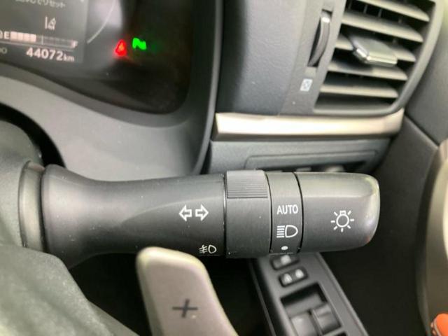 CT CT200hバージョンL 新品タイヤ/マークレビンソン/保証書/純正 SDナビ/衝突安全装置/シートヒーター 前席/車線逸脱防止支援システム/シート フルレザー/ヘッドランプ LED/Bluetooth接続/ETC2.0(16枚目)