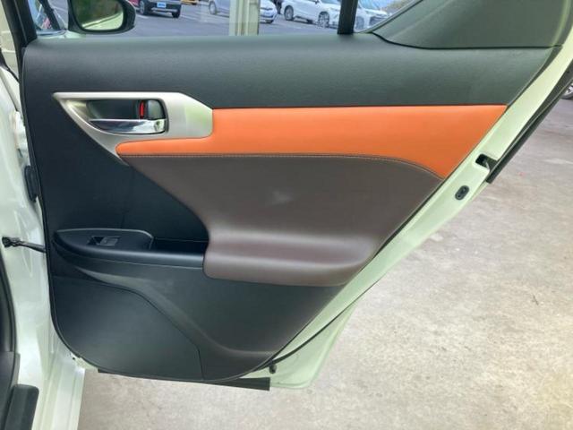 CT CT200hバージョンL 新品タイヤ/マークレビンソン/保証書/純正 SDナビ/衝突安全装置/シートヒーター 前席/車線逸脱防止支援システム/シート フルレザー/ヘッドランプ LED/Bluetooth接続/ETC2.0(21枚目)