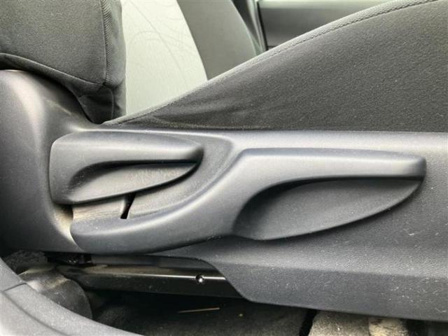 アクア S 新品タイヤ/社外 ナビ/EBD付ABS/横滑り防止装置/アイドリングストップ/フルセグTV/DVD/エアバッグ サイド/パワーウインドウ/エンジンスタートボタン/キーレスエントリー/オートエアコン(17枚目)