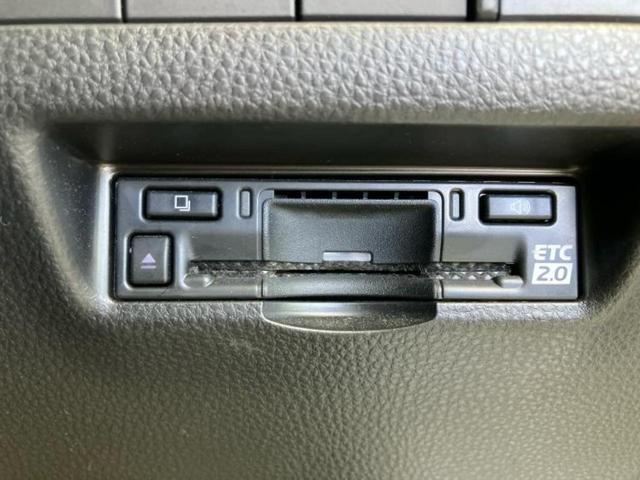 ハリアーハイブリッド Ｚ　サンルーフ／モデリスタエアロ／ＪＢＬ／保証書／純正　１０インチ　ＳＤナビ／デジタルインナーミラー／トヨタセーフティセンス／全方位モニター／車線逸脱防止支援システム／シート　合皮　衝突被害軽減システム（17枚目）