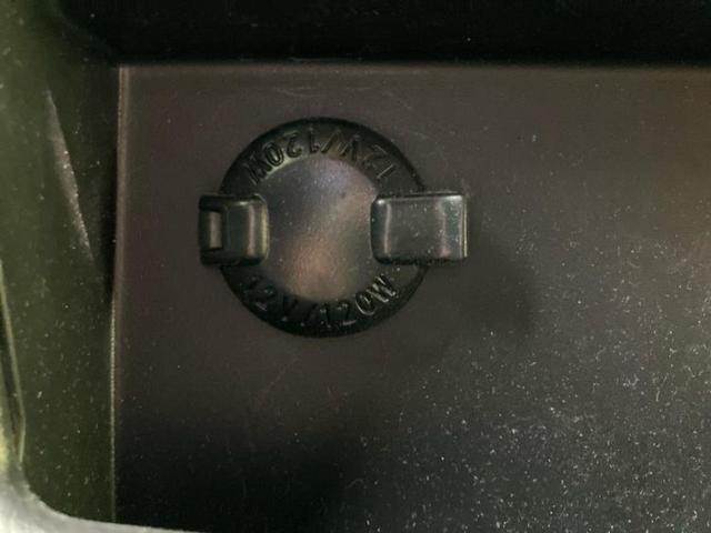 ヴォクシー ZSキラメキ2 保証書/社外 11インチ メモリーナビ/フリップダウンモニター 純正 12.1インチ/トヨタセーフティセンス/両側電動スライドドア/車線逸脱防止支援システム 衝突被害軽減システム バックカメラ ETC(31枚目)