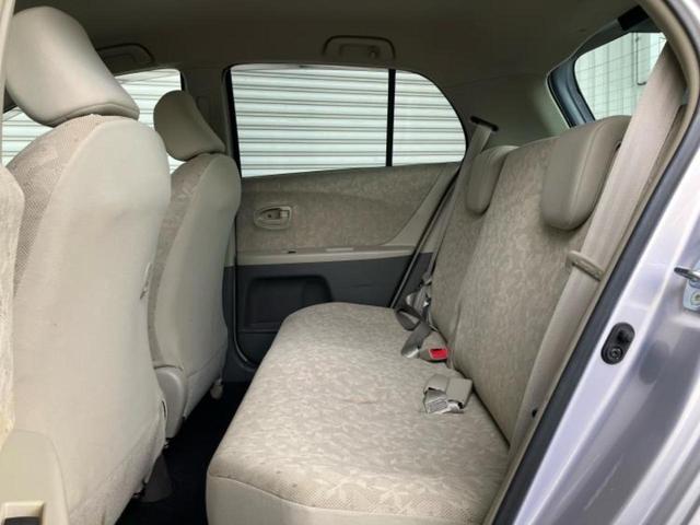 ヴィッツ F 新品タイヤ/EBD付ABS/エアバッグ 運転席/エアバッグ 助手席/パワーウインドウ/キーレスエントリー/パワーステアリング/ワンオーナー/マニュアルエアコン/ヘッドライトレベライザー/CD/ラジオ(8枚目)