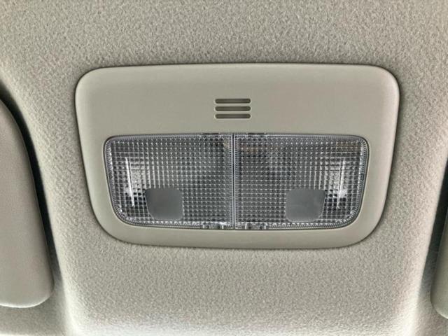 ヴィッツ F 新品タイヤ/EBD付ABS/エアバッグ 運転席/エアバッグ 助手席/パワーウインドウ/キーレスエントリー/パワーステアリング/ワンオーナー/マニュアルエアコン/ヘッドライトレベライザー/CD/ラジオ(28枚目)