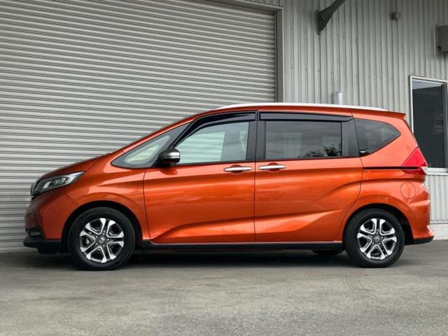 フリード+ クロスターホンダセンシング 保証書/純正 9インチ SDナビ/ホンダセンシング/両側電動スライドドア/車線逸脱防止支援システム/シート ハーフレザー/ドライブレコーダー 純正/ヘッドランプ LED/Bluetooth接続 禁煙車(2枚目)