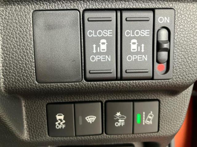 フリード+ クロスターホンダセンシング 保証書/純正 9インチ SDナビ/ホンダセンシング/両側電動スライドドア/車線逸脱防止支援システム/シート ハーフレザー/ドライブレコーダー 純正/ヘッドランプ LED/Bluetooth接続 禁煙車(26枚目)