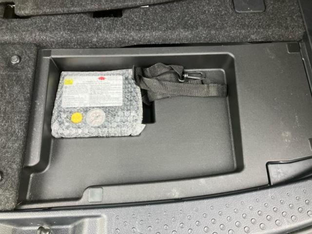 シエンタ ハイブリッドG 純正 SDナビ/トヨタセーフティセンス/両側電動スライドドア/パノラミックビューモニター/ドライブレコーダー 純正/ヘッドランプ LED/Bluetooth接続/ETC/EBD付ABS 全周囲カメラ(29枚目)