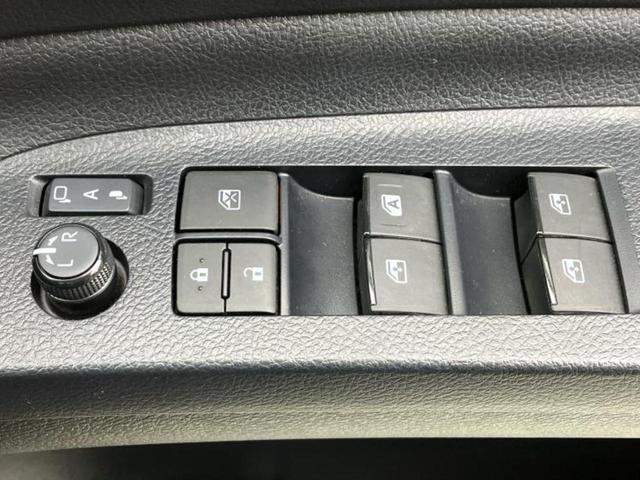 シエンタ ハイブリッドG 純正 SDナビ/トヨタセーフティセンス/両側電動スライドドア/パノラミックビューモニター/ドライブレコーダー 純正/ヘッドランプ LED/Bluetooth接続/ETC/EBD付ABS 全周囲カメラ(36枚目)