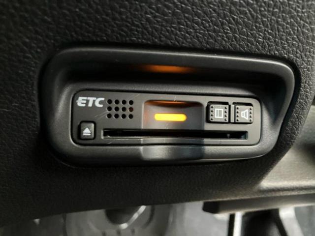 お車に合わせて無料保証以外にも、保証範囲、期間、距離を拡充させた有料保証もご用意しております！中古車の購入が初めてで不安・・・というお客様もご安心ください！