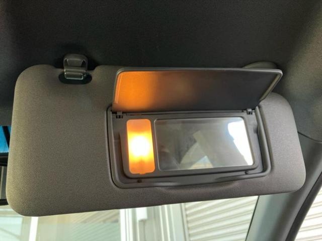 ＷＥＣＡＲＳでは各商談席に大型モニターをご用意しております！見やすい大画面でゆったりと全国の在庫をご覧いただけます！是非ご来店お待ちしております！