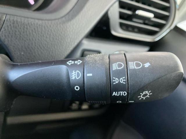 ヴォクシー ZSキラメキ2 保証書/純正 10インチ SDナビ/衝突安全装置/両側電動スライドドア/車線逸脱防止支援システム/パーキングアシスト バックガイド/ヘッドランプ LED/Bluetooth接続/ETC バックカメラ(16枚目)