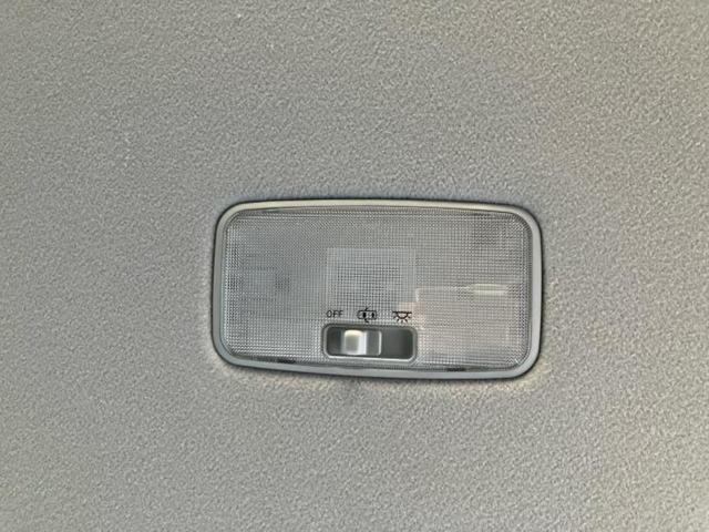 ヴォクシー ZSキラメキ2 保証書/純正 10インチ SDナビ/衝突安全装置/両側電動スライドドア/車線逸脱防止支援システム/パーキングアシスト バックガイド/ヘッドランプ LED/Bluetooth接続/ETC バックカメラ(42枚目)