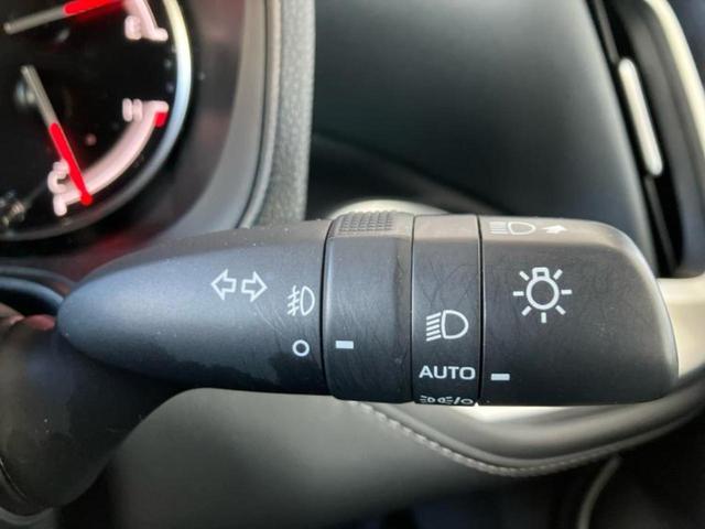 ノア S-Z 新品タイヤ/保証書/ディスプレイオーディオ+ナビ/フリップダウンモニター 純正 14インチ/トヨタセーフティセンス/両側電動スライドドア/シートヒーター 全席/全方位モニター 衝突被害軽減システム(16枚目)