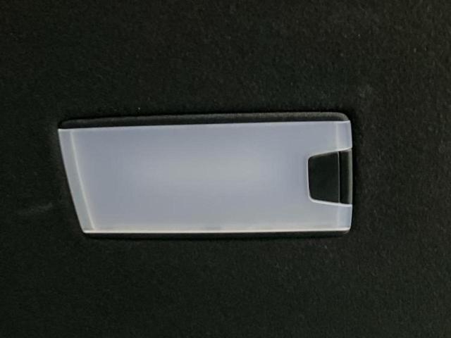 ノア S-Z 新品タイヤ/保証書/ディスプレイオーディオ+ナビ/フリップダウンモニター 純正 14インチ/トヨタセーフティセンス/両側電動スライドドア/シートヒーター 全席/全方位モニター 衝突被害軽減システム(44枚目)