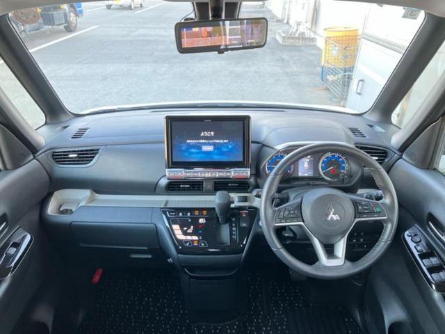 デリカミニ Tプレミアム 保証書/社外 10インチ SDナビ/デジタルインナーミラー/イーアシスト(ミツビシ)/両側電動スライドドア/シートヒーター 前席/全方位モニター/車線逸脱防止支援システム/シート ハーフレザー(4枚目)