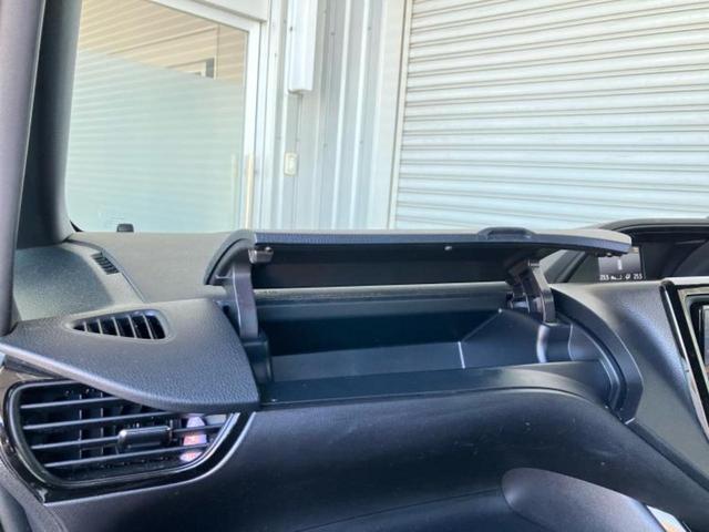 ＷＥＣＡＲＳでは登録（届出）済未使用車や走行距離１万ｋｍ未満の在庫車も多数ご用意しております！状態は良いものが良いけど、新車は高いな・・・そんなお客様にオススメです！