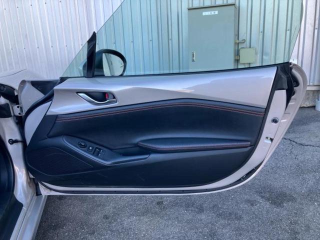 ロードスター ブラウントップ 新品タイヤ/BOSE/保証書/ディスプレイオーディオ/アイアクティブセンス(マツダ)/シートヒーター 前席/シート フルレザー/ドライブレコーダー 社外/ヘッドランプ LED/USBジャック 革シート(8枚目)